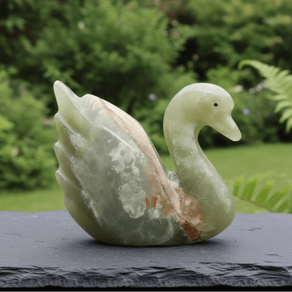 Cygne sculpté en Aragonite et Calcite (PRGFL622 - 6)