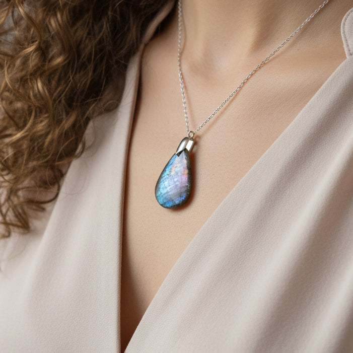 Pendentif en Labradorite bleue (PE2148)