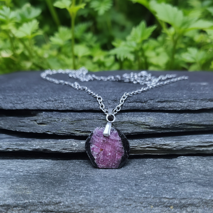 Pendentif en Rubis et Schiste (PE2021-6)