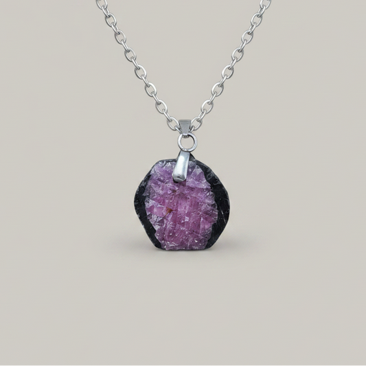 Pendentif en Rubis et Schiste (PE2021 - 6)