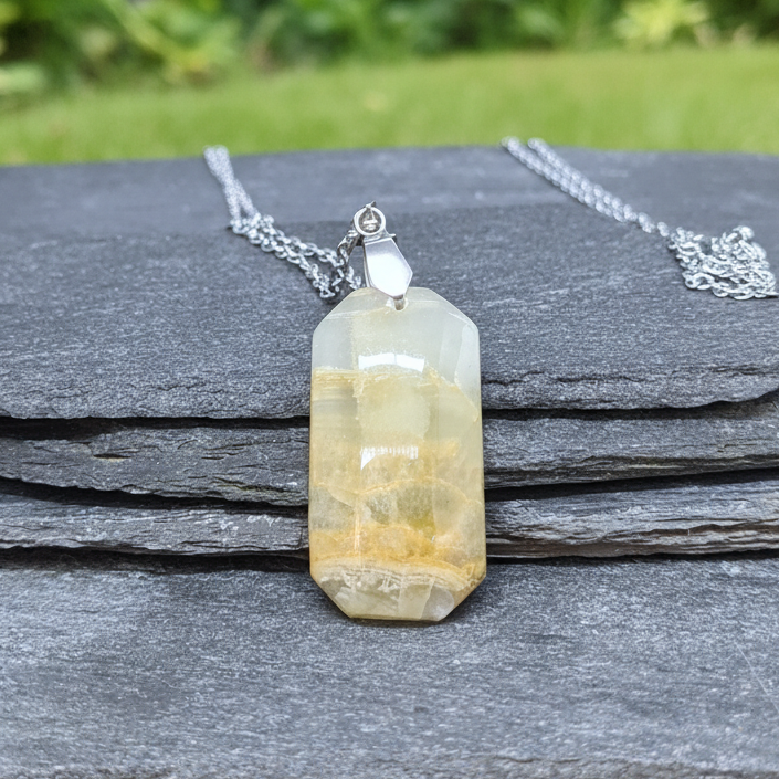 Pendentif en Calcite et Aragonite (PE1423 - 2)