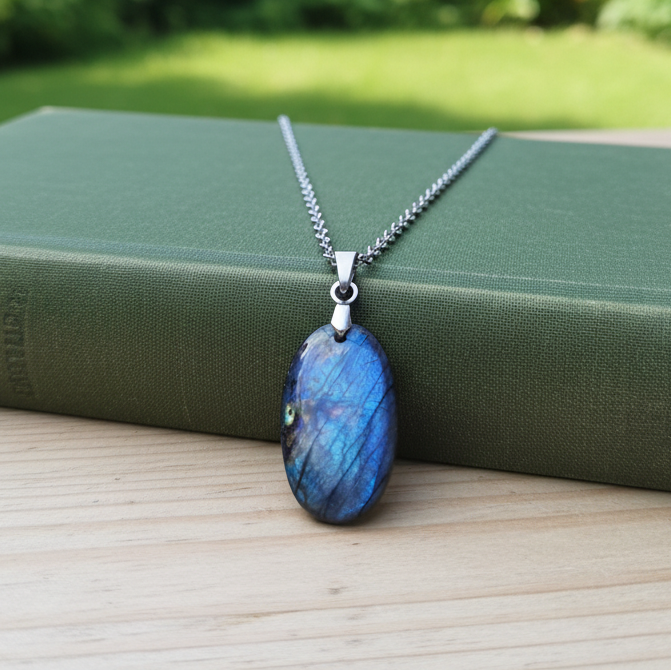 Pendentif en Labradorite bleue (PE2147)