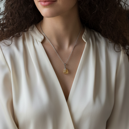 Pendentif en Topaze impériale brute (PE2160)