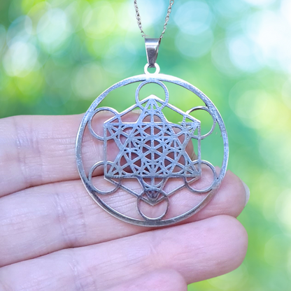 Pendentif Cube de Metatron en acier inoxydable argenté