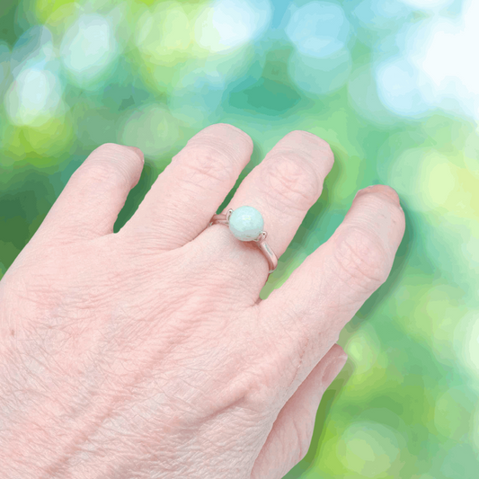 Bague réglable en Célestine bleue (BAGP13)