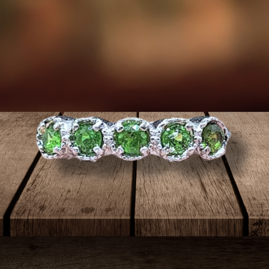 Bague réglable en Diopside Chrome (BAG36) - ENAE Minéraux