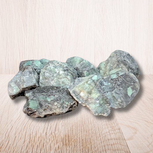 Biotite et Mica avec éclats d'Emeraude (MB372) - ENAE Minéraux