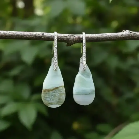 Boucles d'oreilles sculptées en Serpentine (BO200)