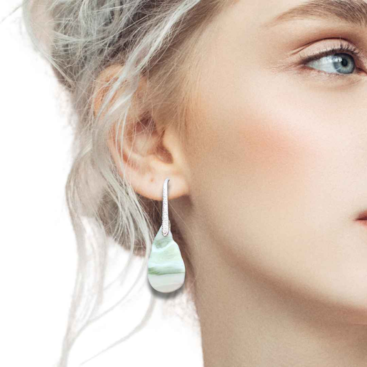 Boucles d'oreilles sculptées en Serpentine (BO200)