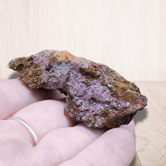 Chalcotrichite brute 30g (Variété de Cuprite) (MB437) - ENAE Minéraux