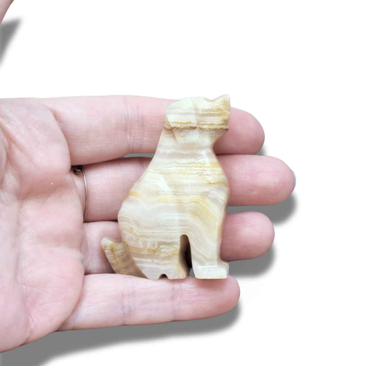 Chien sculpté en Aragonite et Calcite (PRGFL347-4)