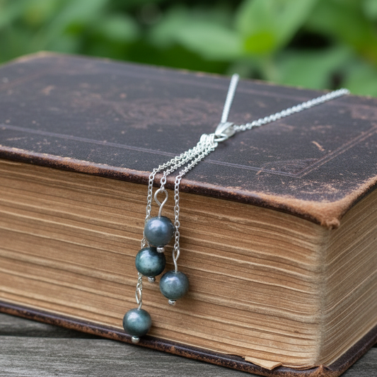 Collier en perles d'Emeraude (COL25-01)