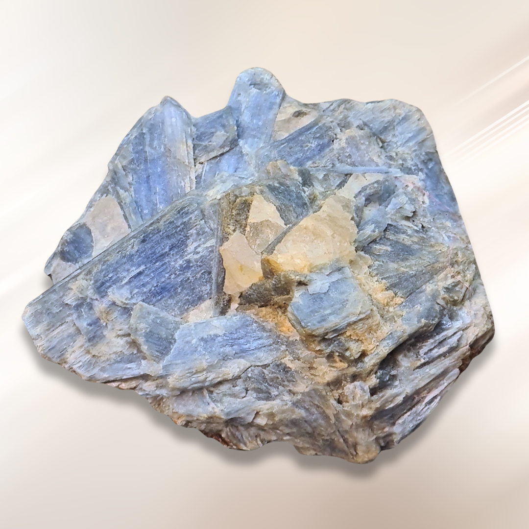 Cyanite bleue et noire avec Quartz et Staurolite (MB551)