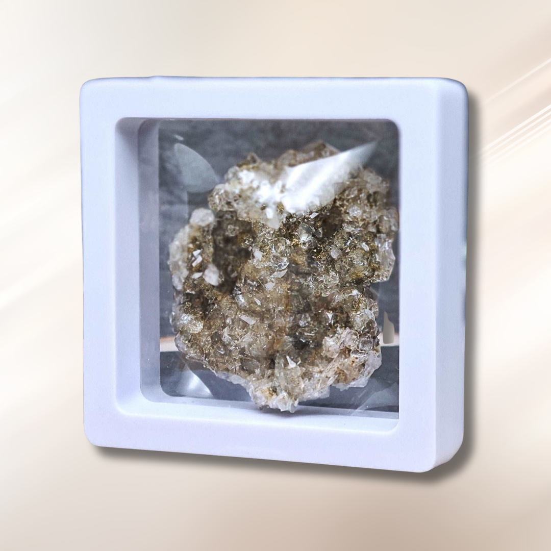 Datolite et petits cristaux de Calcite brute (MB448)