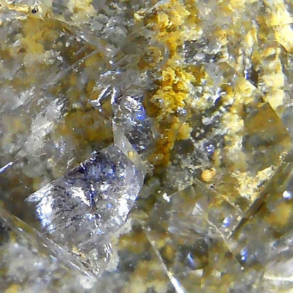 Datolite et petits cristaux de Calcite brute 33g (MB448) - ENAE Minéraux