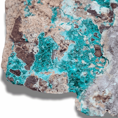 Dioptase brute avec Planchéite et Cérusite (MB432-2)