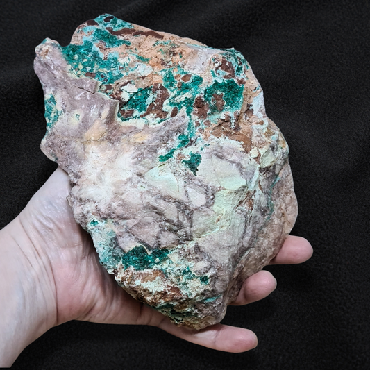 Dioptase brute avec Planchéite et Cérusite 1327g