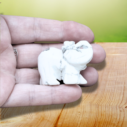 Eléphant en Howlite 40g (PRGFL346-65) - ENAE Minéraux