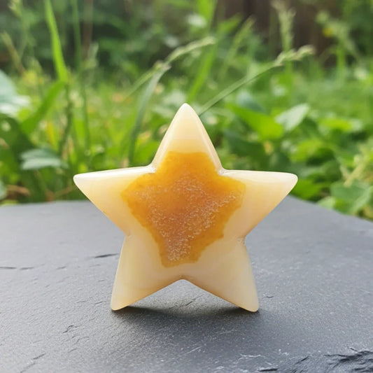 Etoile en Agate avec cristallisation 37g (PRGFL304-15)