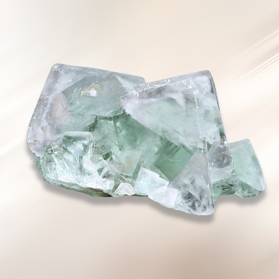 Fluorite cubique verte brute avec fantômes de croissance (MB342)