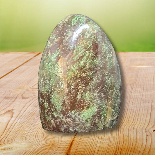 Forme libre polie en Chrysoprase 218g (PRGFL726) - ENAE Minéraux