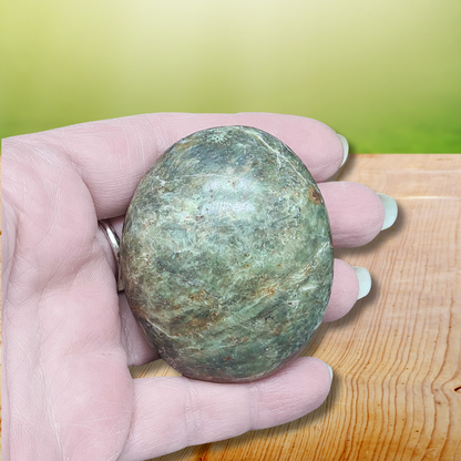Galet en Chrysoprase 80g (PRGFL635-9)