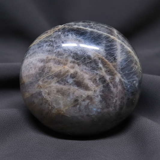 Galet poli en Pierre de Lune noire 102g (PRGFL608-8)