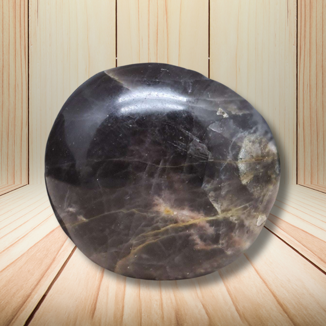Galet en Pierre de Lune noire 114g (PRGFL608-6) - ENAE Minéraux