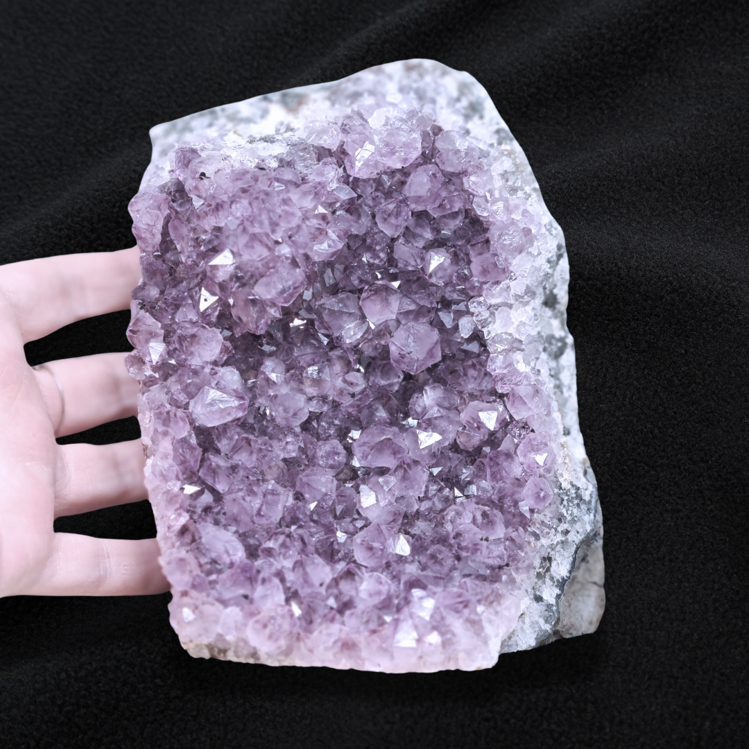 Géode d'Améthyste brute 1611g (MB330-10)