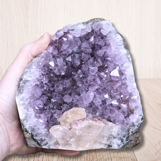 Géode d'Améthyste et Calcite brute 1761g (MB330-16)
