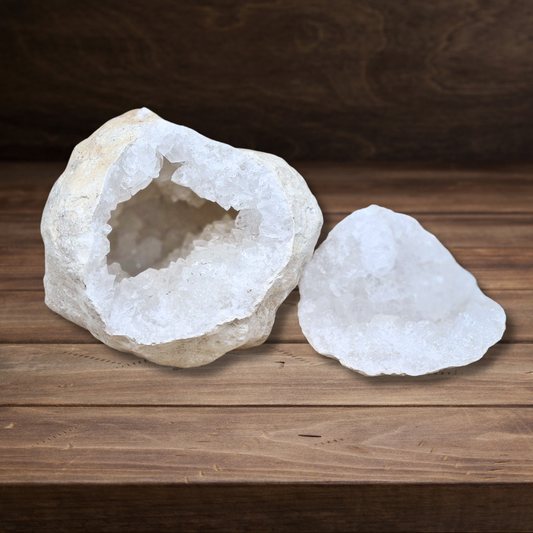 Géode complète de Cristal de Roche 871g (MB306-16) - ENAE Minéraux