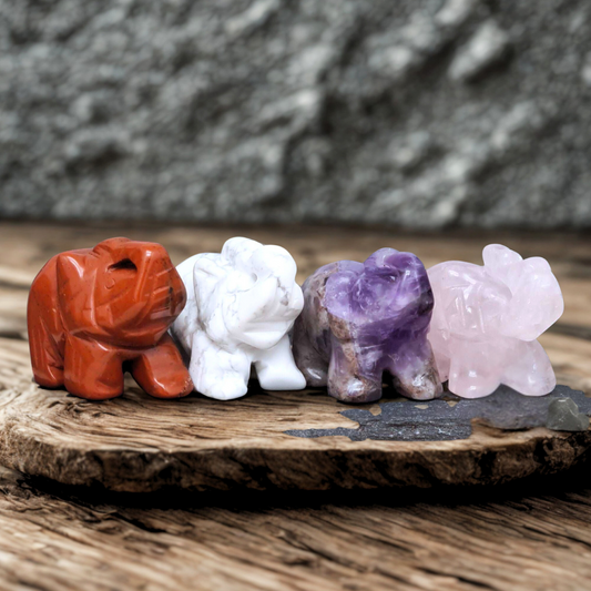 Lot de 4 éléphants en Quartz rose, Jaspe Rouge, Améthyste et Howlite (PRGFL346-70)