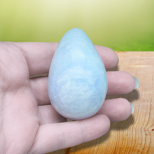 Œuf en Calcite bleue (PRGFL612-2) - ENAE Minéraux