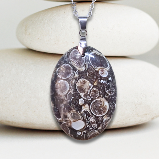 Pendentif en Agate à Turritelles (PE605)