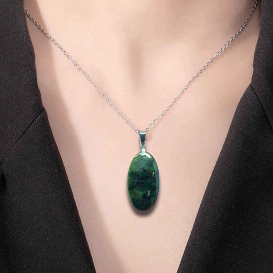 Pendentif en Jade Néphrite (PE2025)