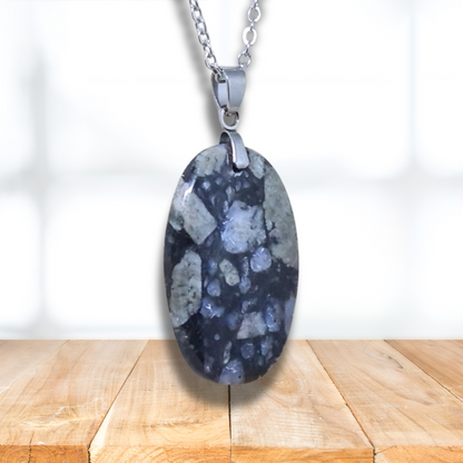 Pendentif en Liberite (PE1804) - ENAE Minéraux