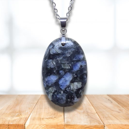 Pendentif en Liberite (PE1803) - ENAE Minéraux
