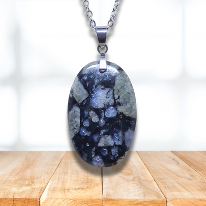 Pendentif en Liberite (PE1804) - ENAE Minéraux