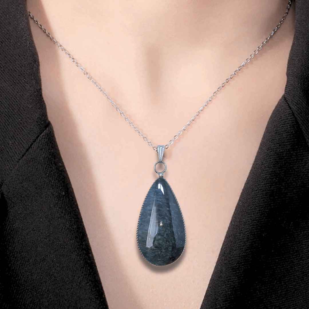 Pendentif serti en Obsidienne Manta Huichol (PE1876)