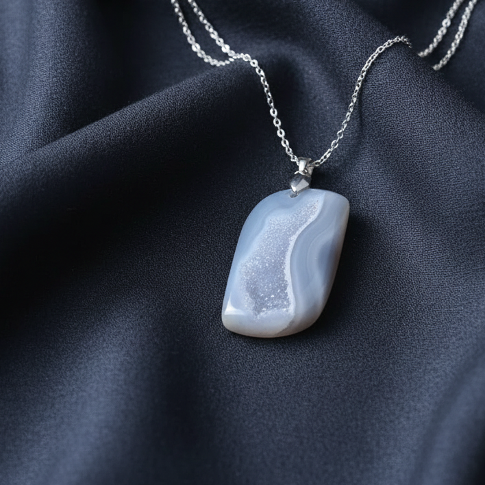 Pendentif en Agate avec géode brute (PE1684)