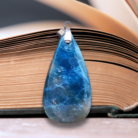 Pendentif en Apatite bleue (PE1656)
