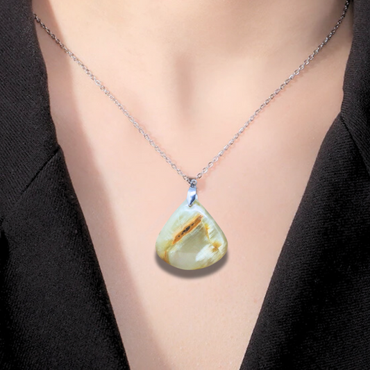 Pendentif en Aragonite et Calcite (PE1147-1) - ENAE Minéraux