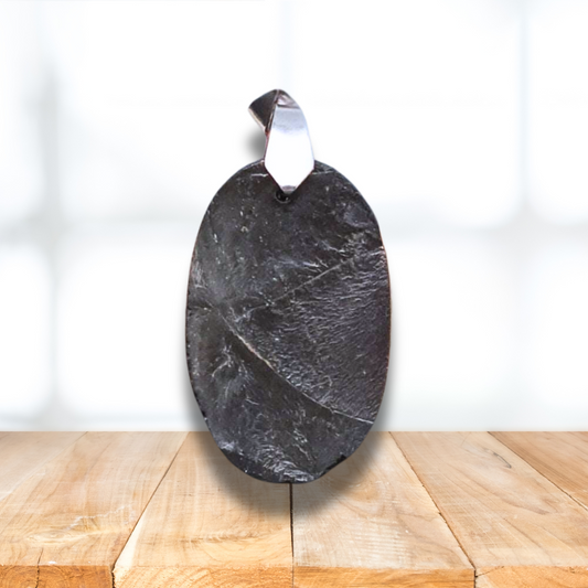 Pendentif en Pierre de Lave (Basalte) face brute (PE1473) - ENAE Minéraux