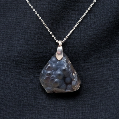 Pendentif en Calcédoine bleue brute (PE1750)