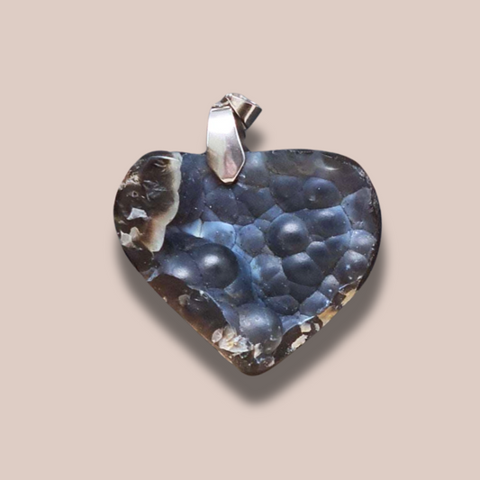 Pendentif cœur en Calcédoine bleue brute (PE1753)