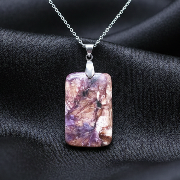 Pendentif en Charoïte et Tinaksite (PE1425-1)