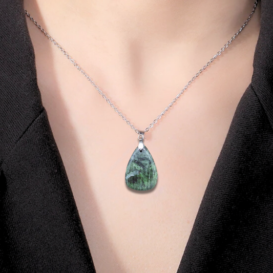 Pendentif en Diopside Chrome (PE795)