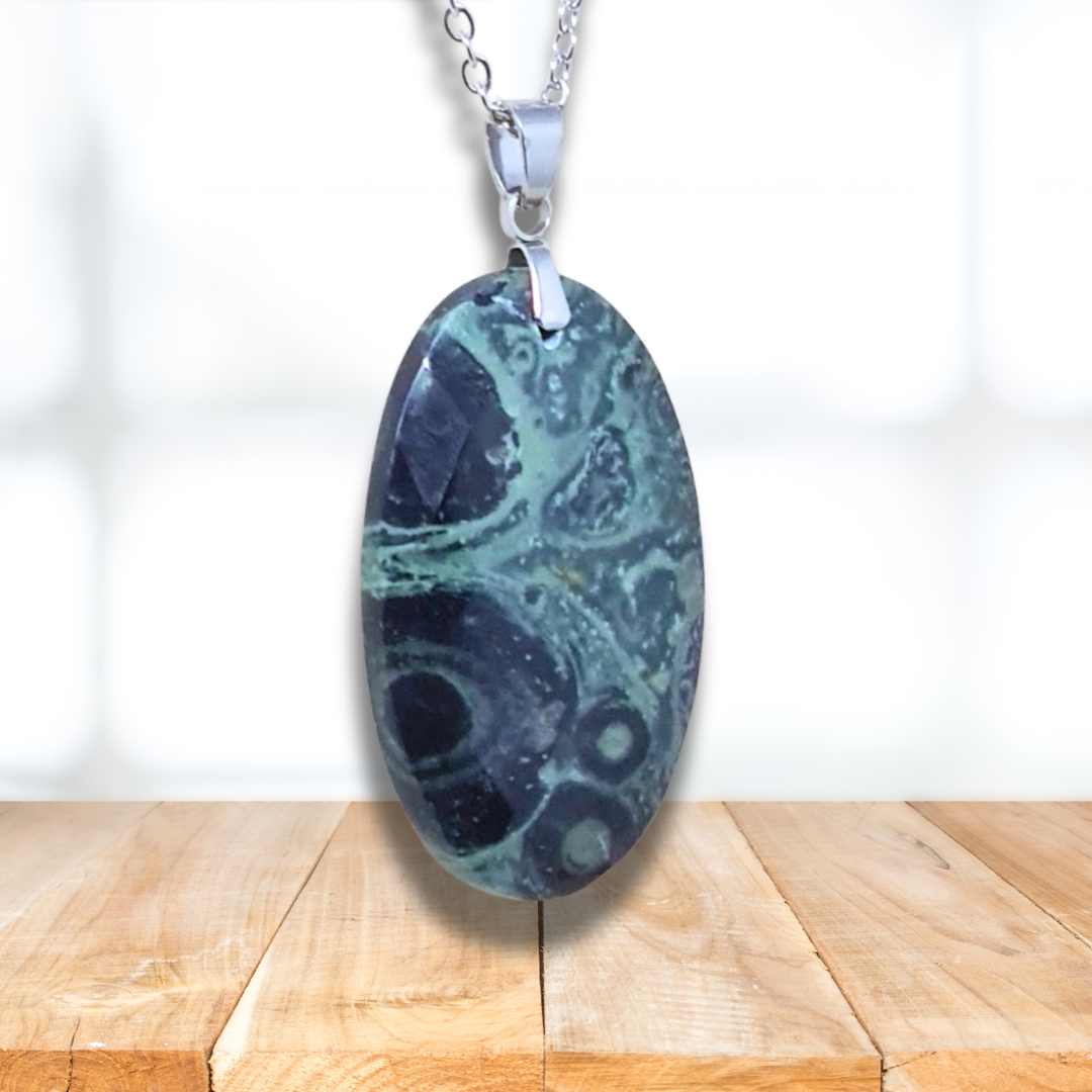 Pendentif facetté en Rhyolite Kambaba (PE1802)