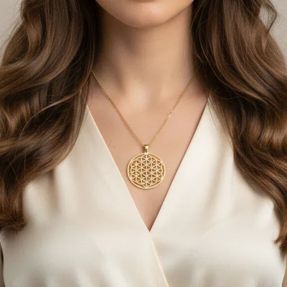 Pendentif Fleur de Vie en acier inoxydable doré