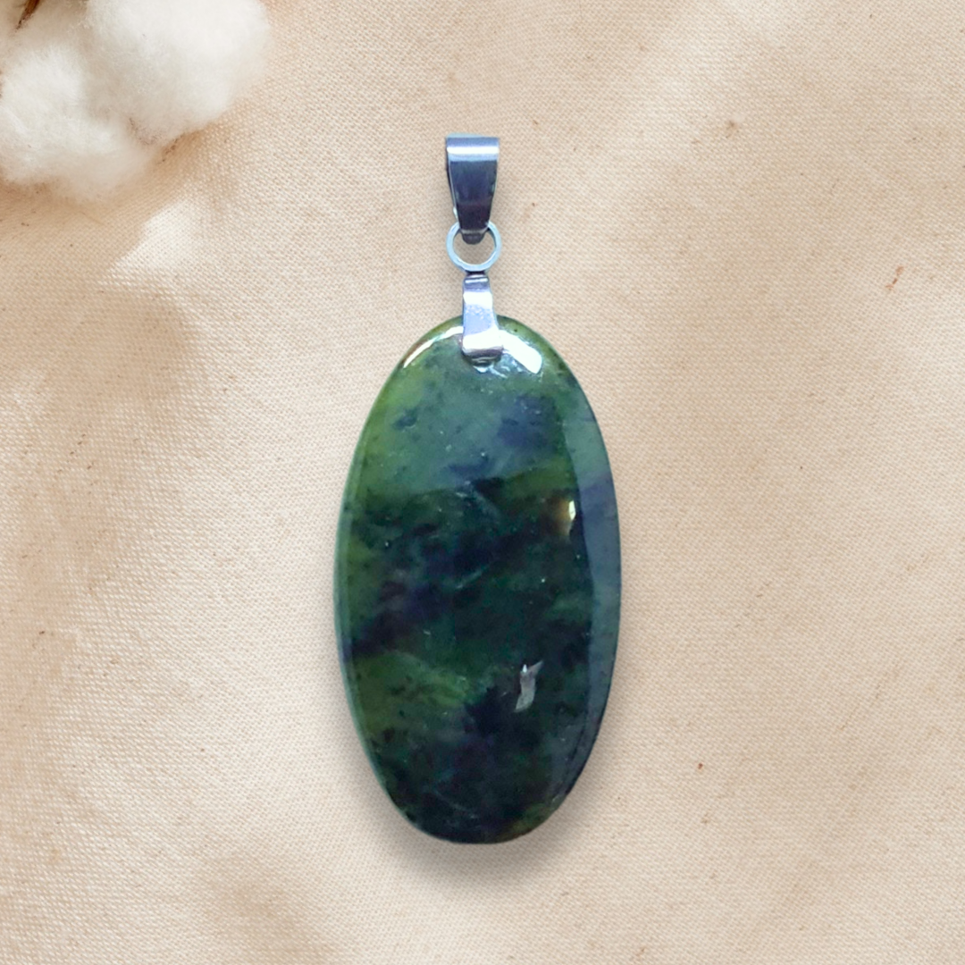 Pendentif en Jade Néphrite (PE2025)
